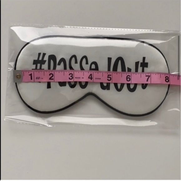 Silk Sleeping Eye Mask Hashtag PassedOut White - Picture 4 of 9